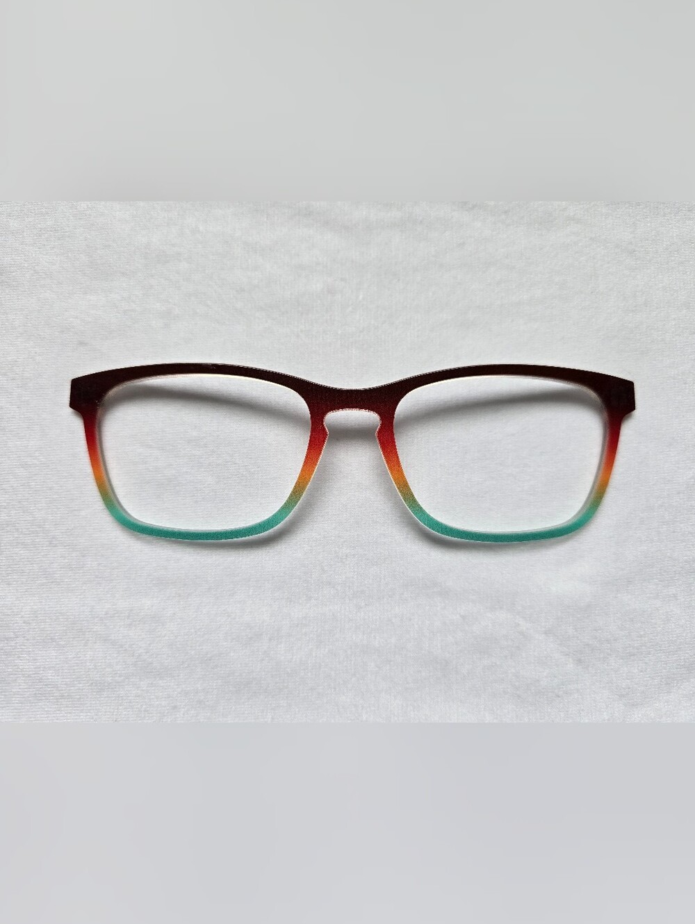 Brown to Turquoise Casper